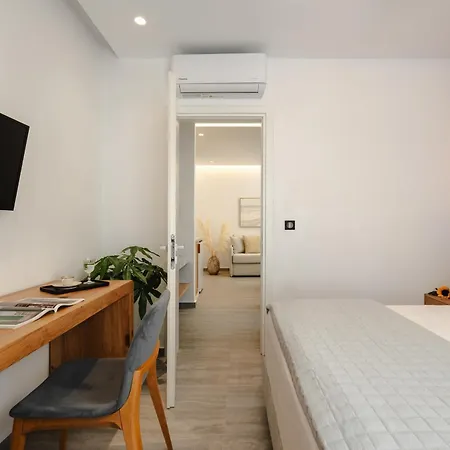 Phaistos Aparthotel 3*